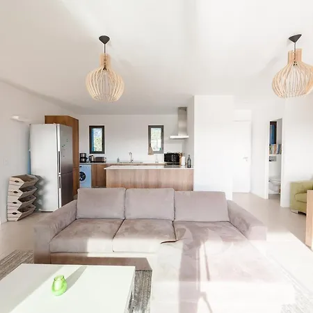 Villa Tra -pisc Chauffée-8 Pax Lecci